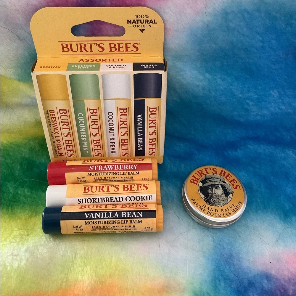 NIP Burt’s bees, lip balm lot